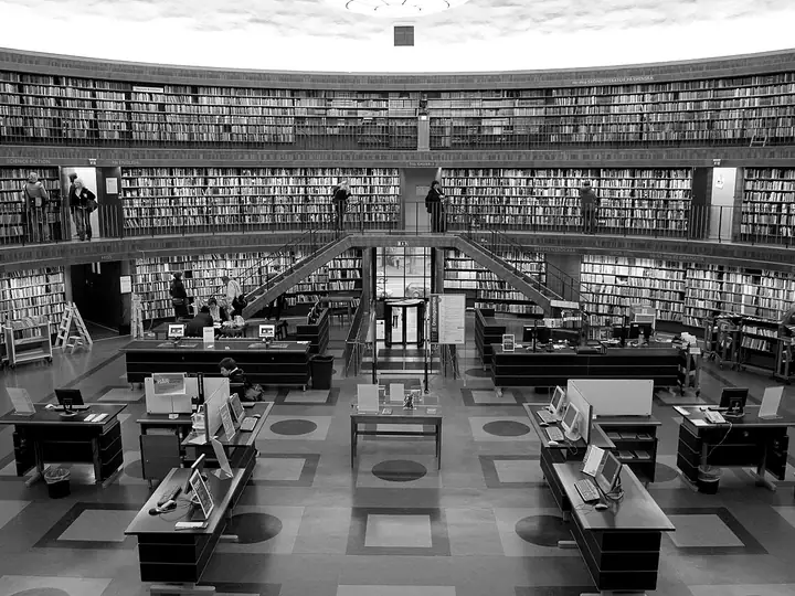 Reading room: Stockholm · City Library, the rotunda